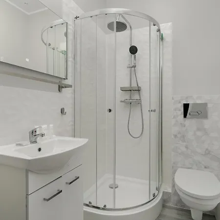 In The Centre Of With Balcony By Renters *