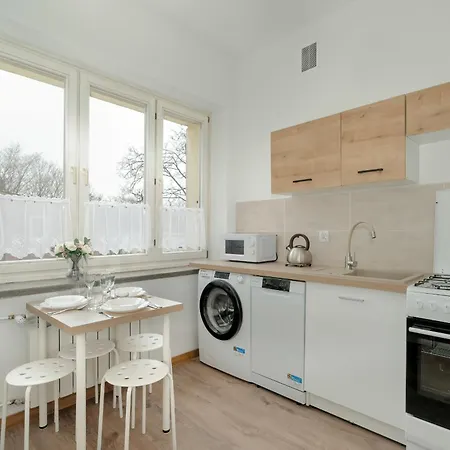Apartment In The Centre Of With Balcony By Renters Poznan