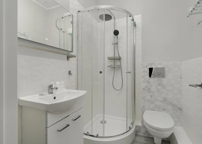 In The Centre Of With Balcony By Renters *